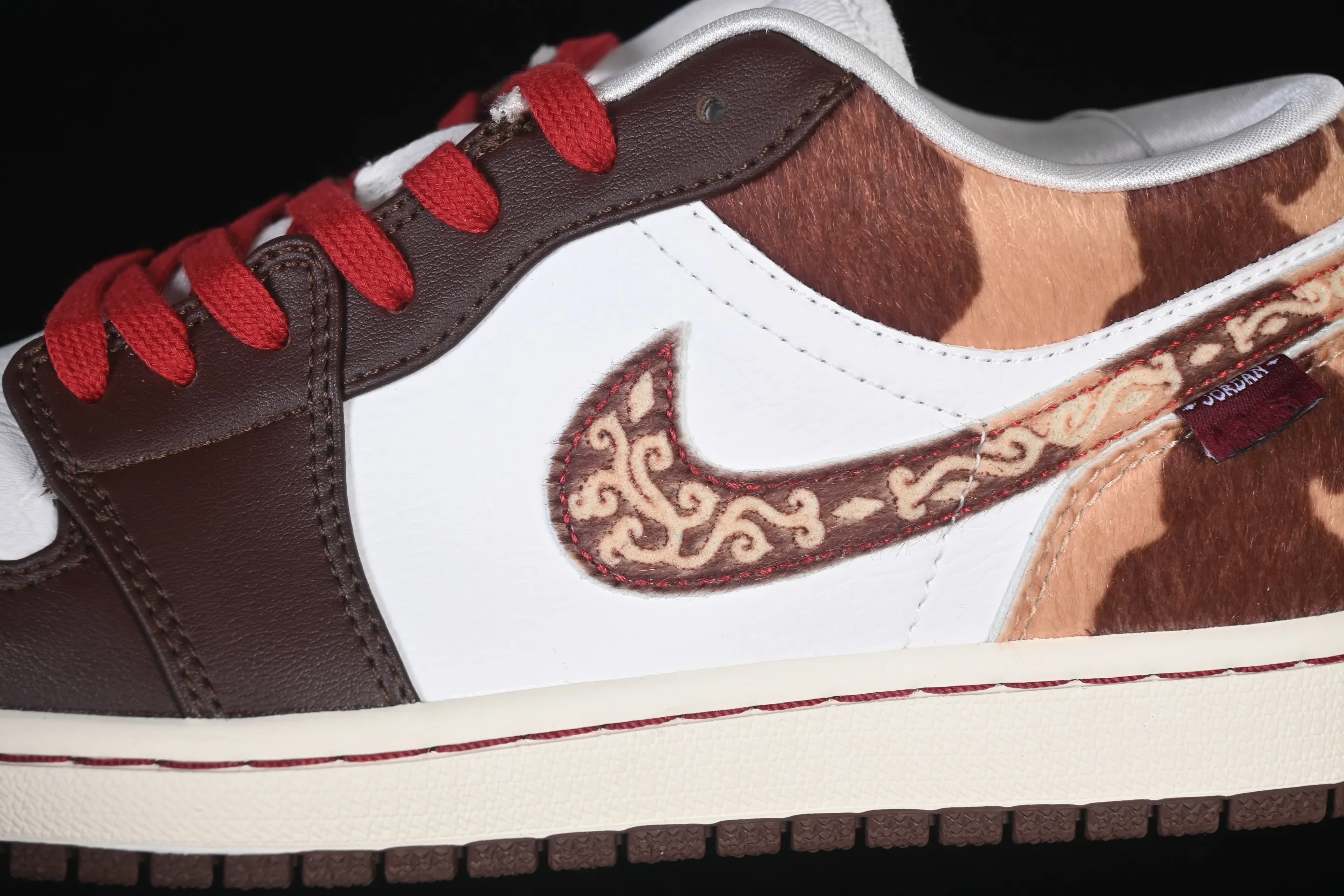 All categories Air Jordan Jordan series basketball shoes Air Jordan 1 Low Air Jordan 1 Low "Year of the Horse" AJ1 Joe 1 Year of the Horse CNY low-top retro basketball shoes IQ5321-121